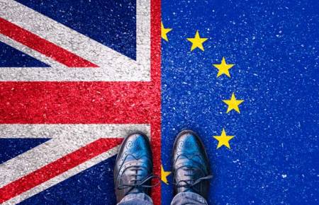 Brexit : du pied dehors au pied dedans ?