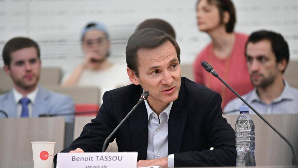 Benoît Tassou, directeur du pôle Réseaux Partenaires France, Épargne Salariale et Retraite chez Amundi, a abordé la question de la gestion du manque de culture financière des épargnants.
