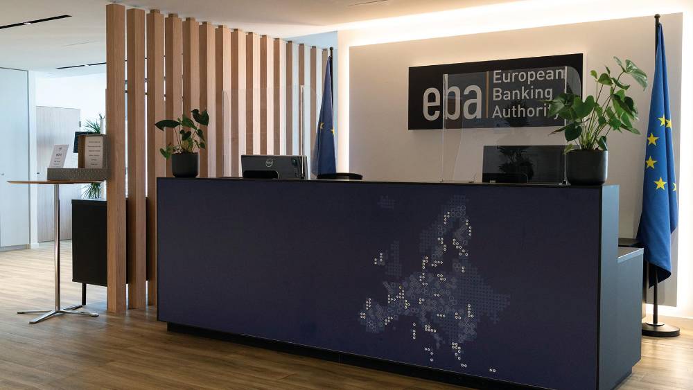 Régulation bancaire : l’EBA veut simplifier le cadre européen sans réduire sa résilience
