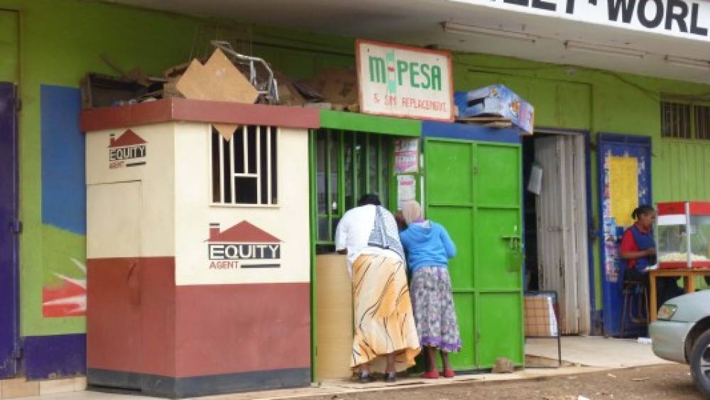 Kenya : grandes manœuvres autour de la clientèle non bancarisée