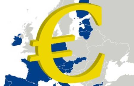 Le renforcement de la zone euro selon trois scénarios