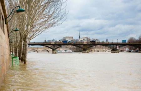 « Fine Art et inondations » : une lecture géographique du risque à Paris